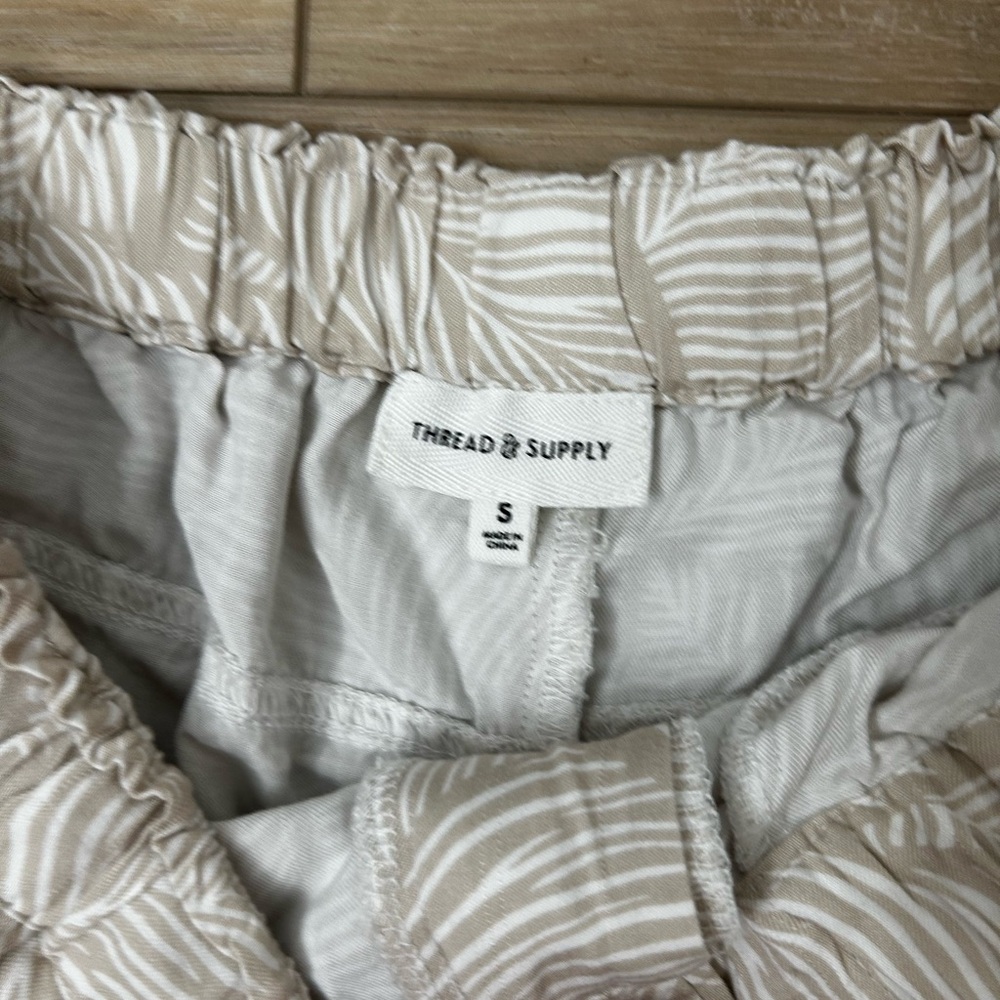 Shorts - Picture 4 of 4